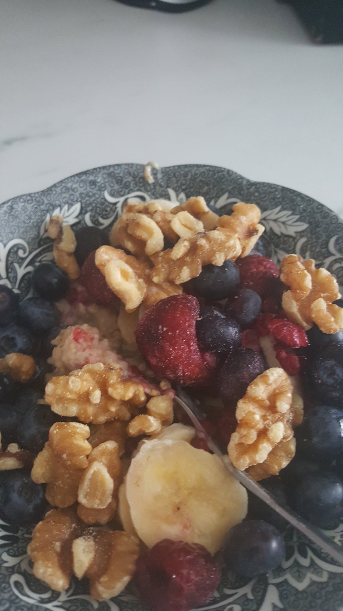 Oatmeal For Breakfast Becomes a Balanced Food Function